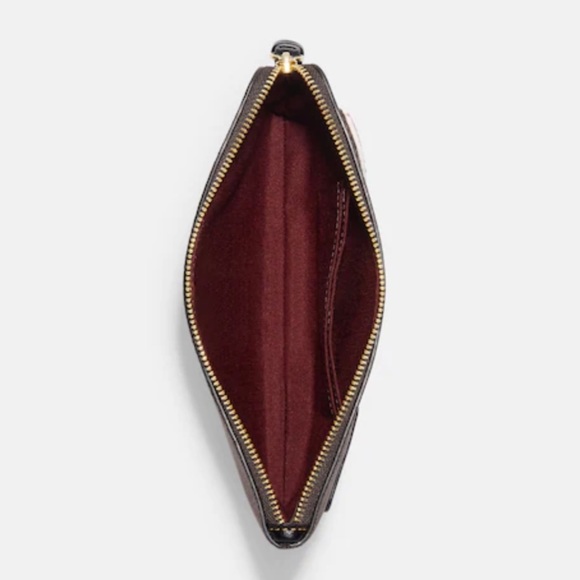 🆕 Large Corner Zip Wristlet In Signature Canvas With Ski Patches - Picture 4 of 6